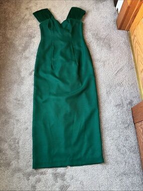 Jordan Emerald Green Formal Dress SIZE 11/12 Satin Bow Back Special Occasion